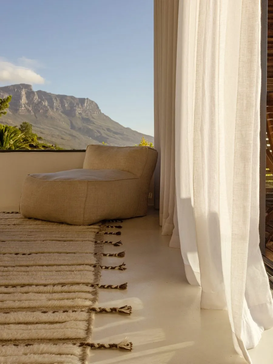 Table Mountain from the pillow