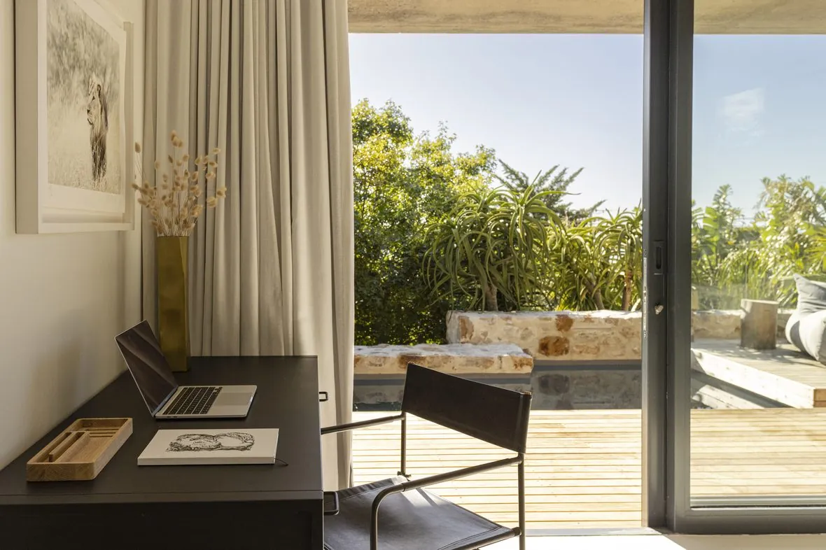 The desk towards the garden